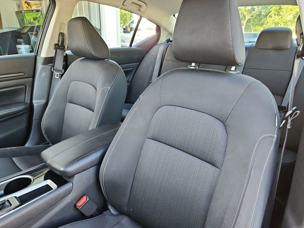 Used 2024 Nissan Altima 2.5 SV image 22