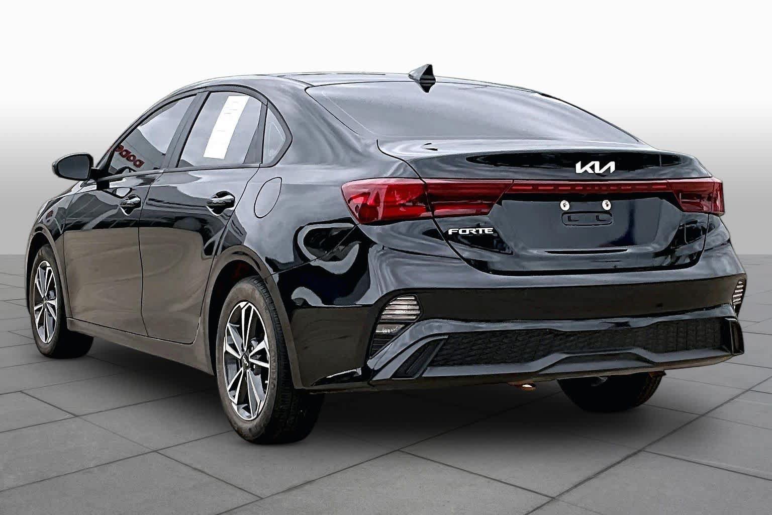 Used 2024 Kia Forte LXS FWD image 10