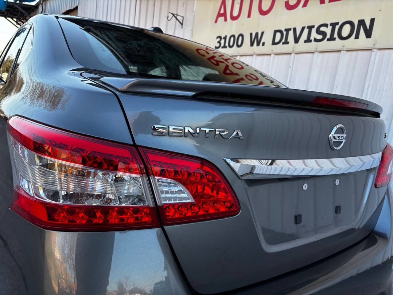Used 2015 Nissan Sentra SR image 9