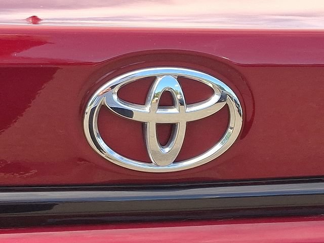 Used 2025 Toyota Corolla LE FWD image 28
