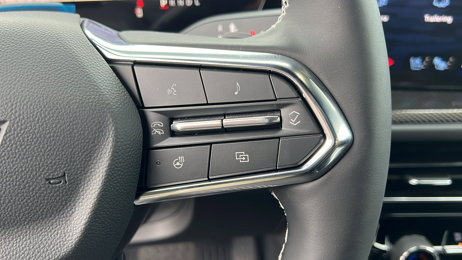 New 2026 Chevrolet Traverse High Country w/ LPO, Floor Liner Package image 30