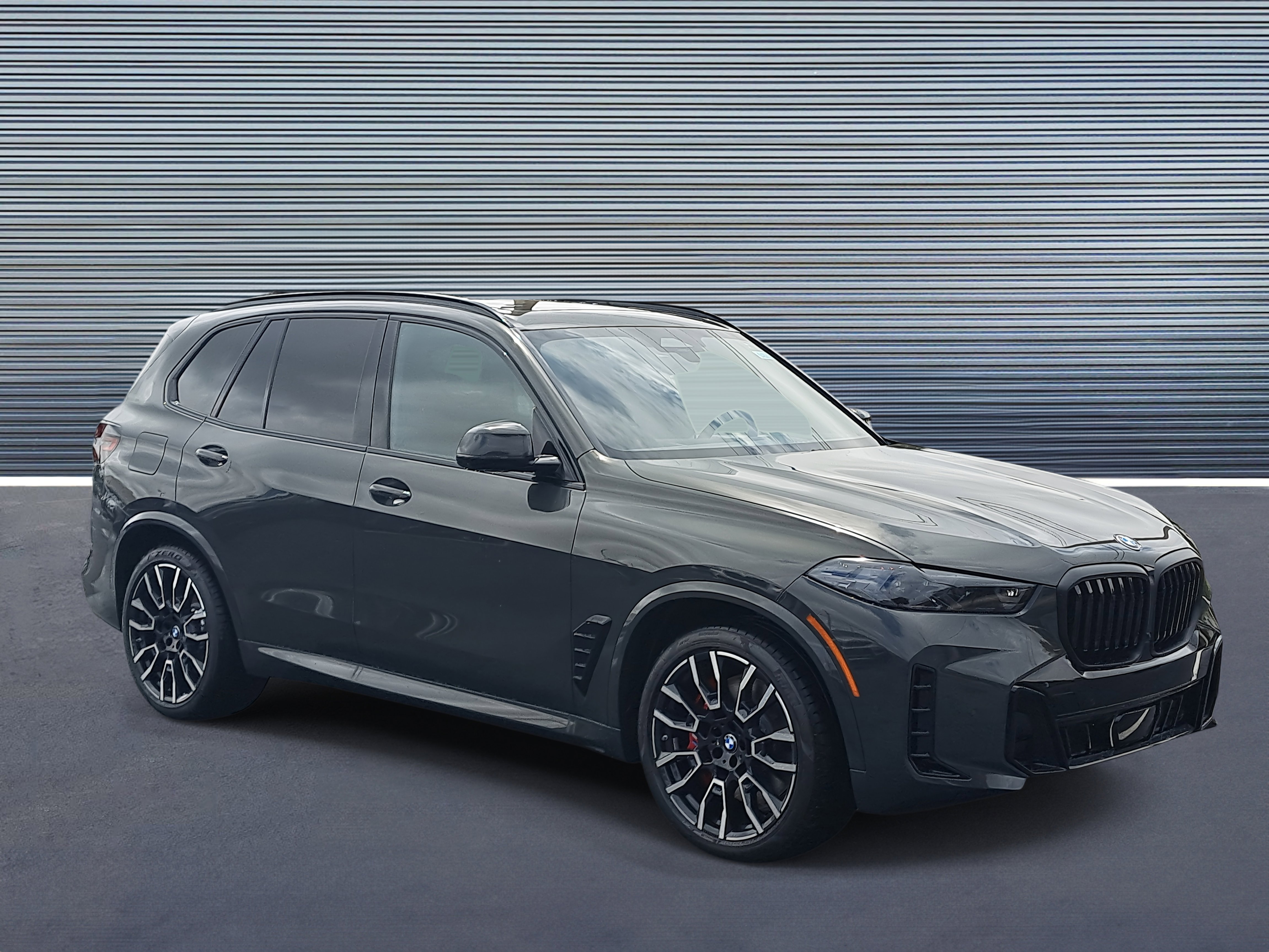 New 2026 BMW X5 xDrive50e w/ M Sport Package image 2