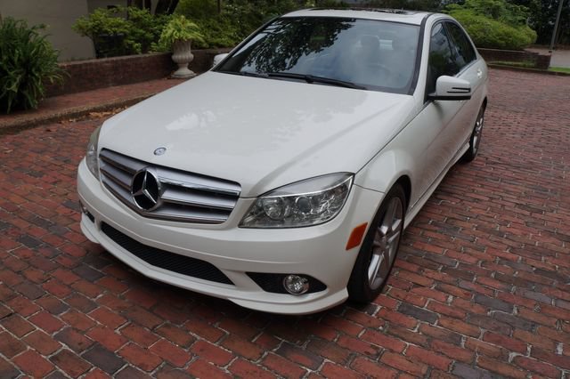 Used 2010 Mercedes-Benz C 300 Sedan image 6