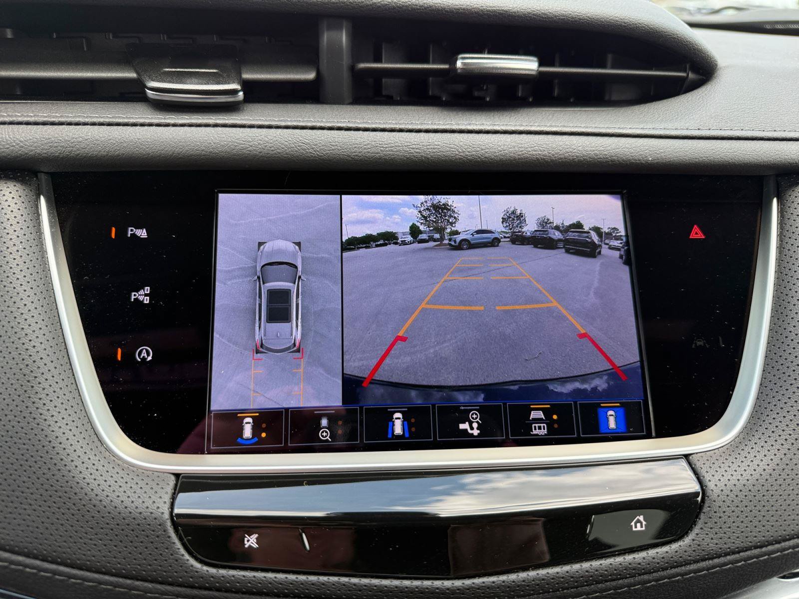New 2026 Cadillac XT5 Premium Luxury w/ Driver Assist Package AWD/4WD image 24