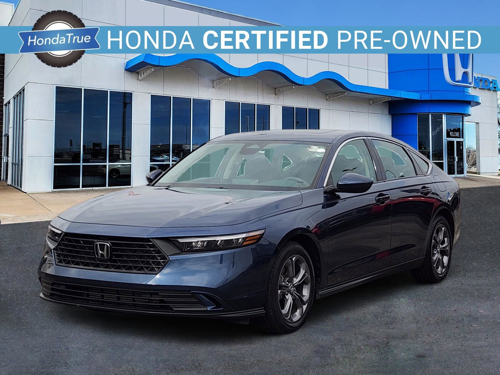 Used 2024 Honda Accord EX image 2