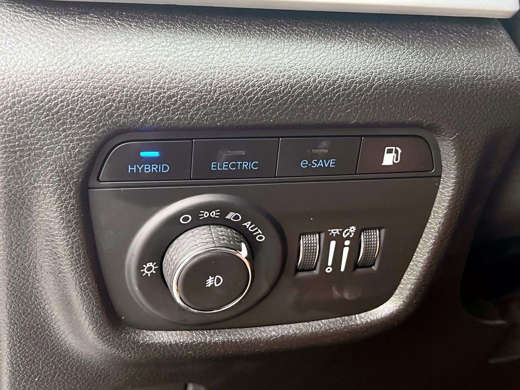 Used 2024 Jeep Grand Cherokee Limited 4xe image 20