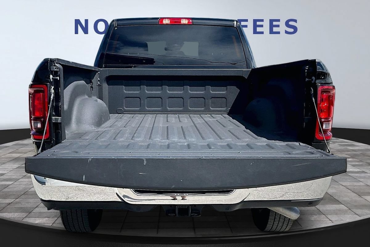 Used 2026 RAM 2500 Big Horn AWD/4WD image 5