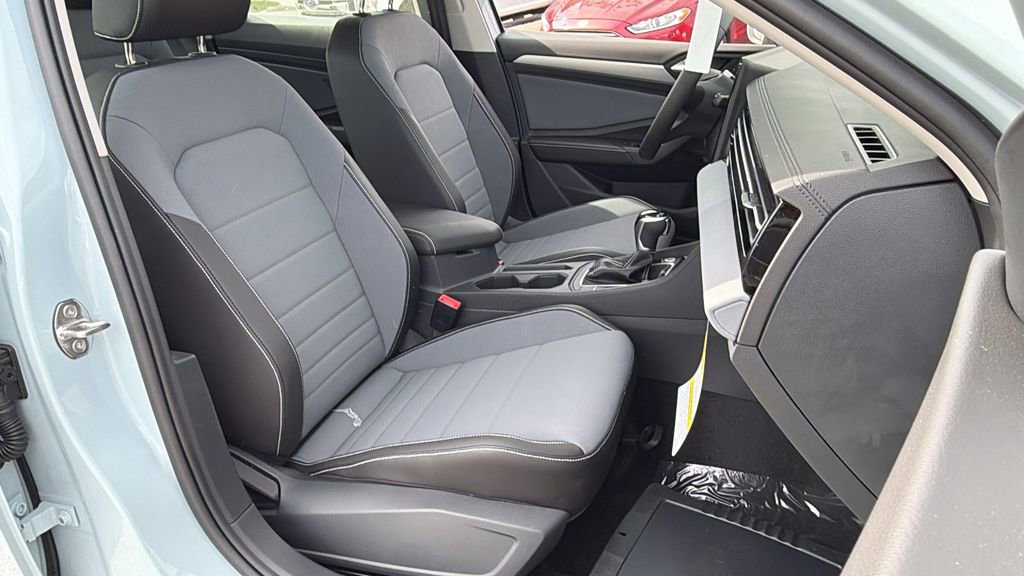 New 2026 Volkswagen Jetta SE image 8