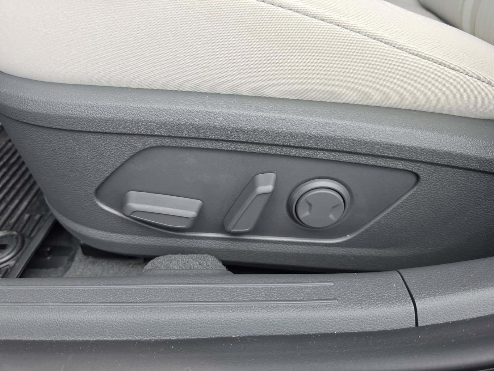 New 2026 Hyundai Sonata SEL FWD image 21