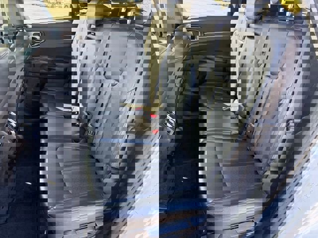 Used 2021 Kia Sorento S w/ Panoramic Sunroof Package image 15