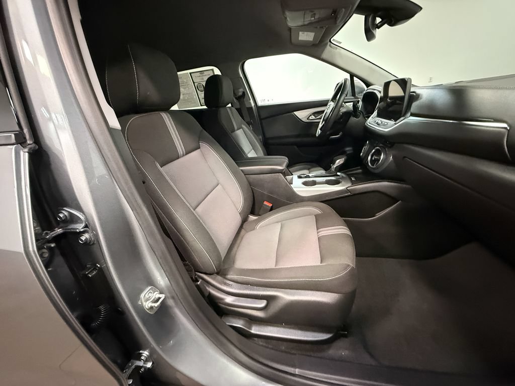 Used 2024 Chevrolet Blazer LT w/ Convenience Package FWD image 13