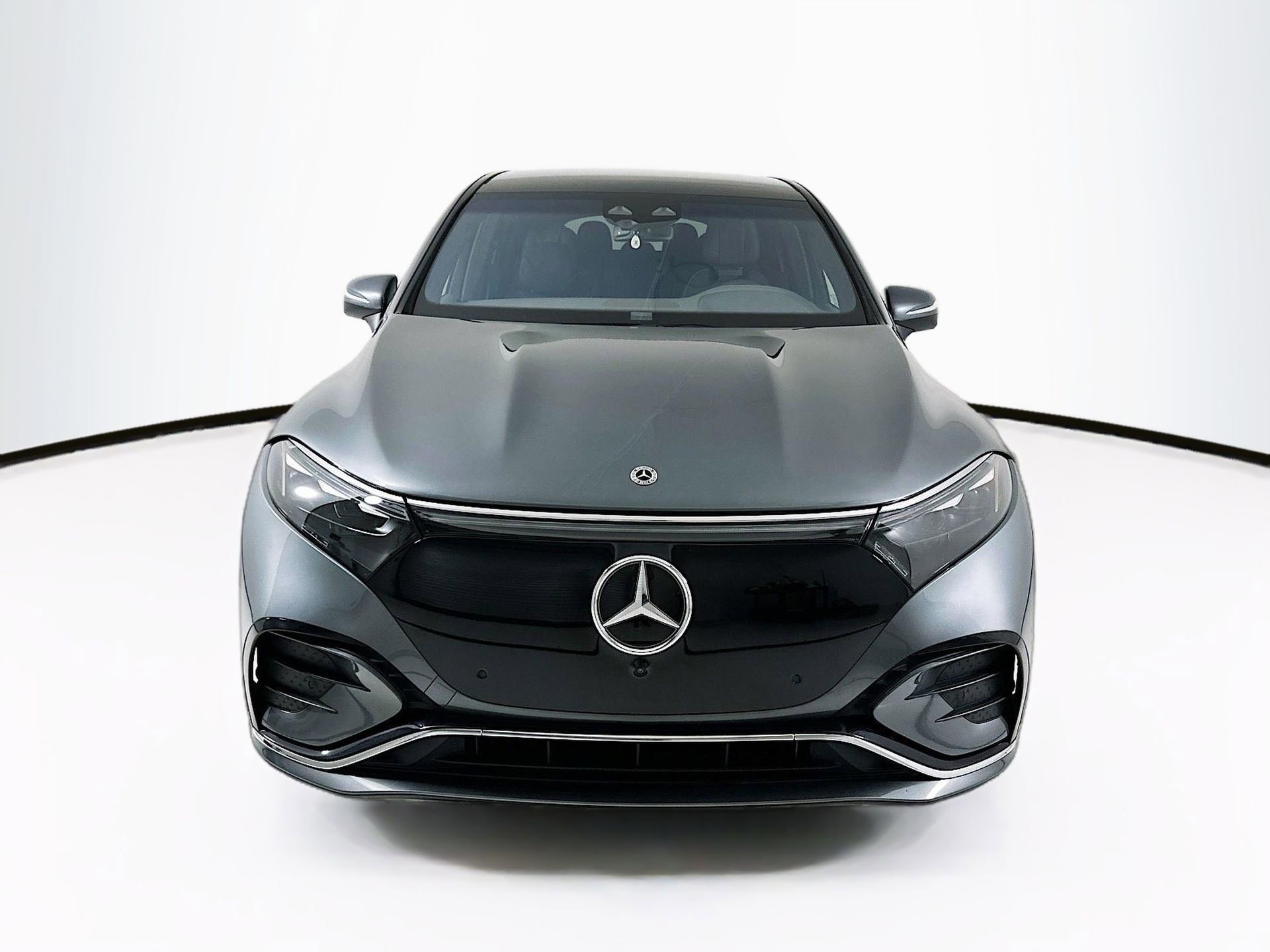 Used 2023 Mercedes-Benz EQS 580 4MATIC SUV image 2