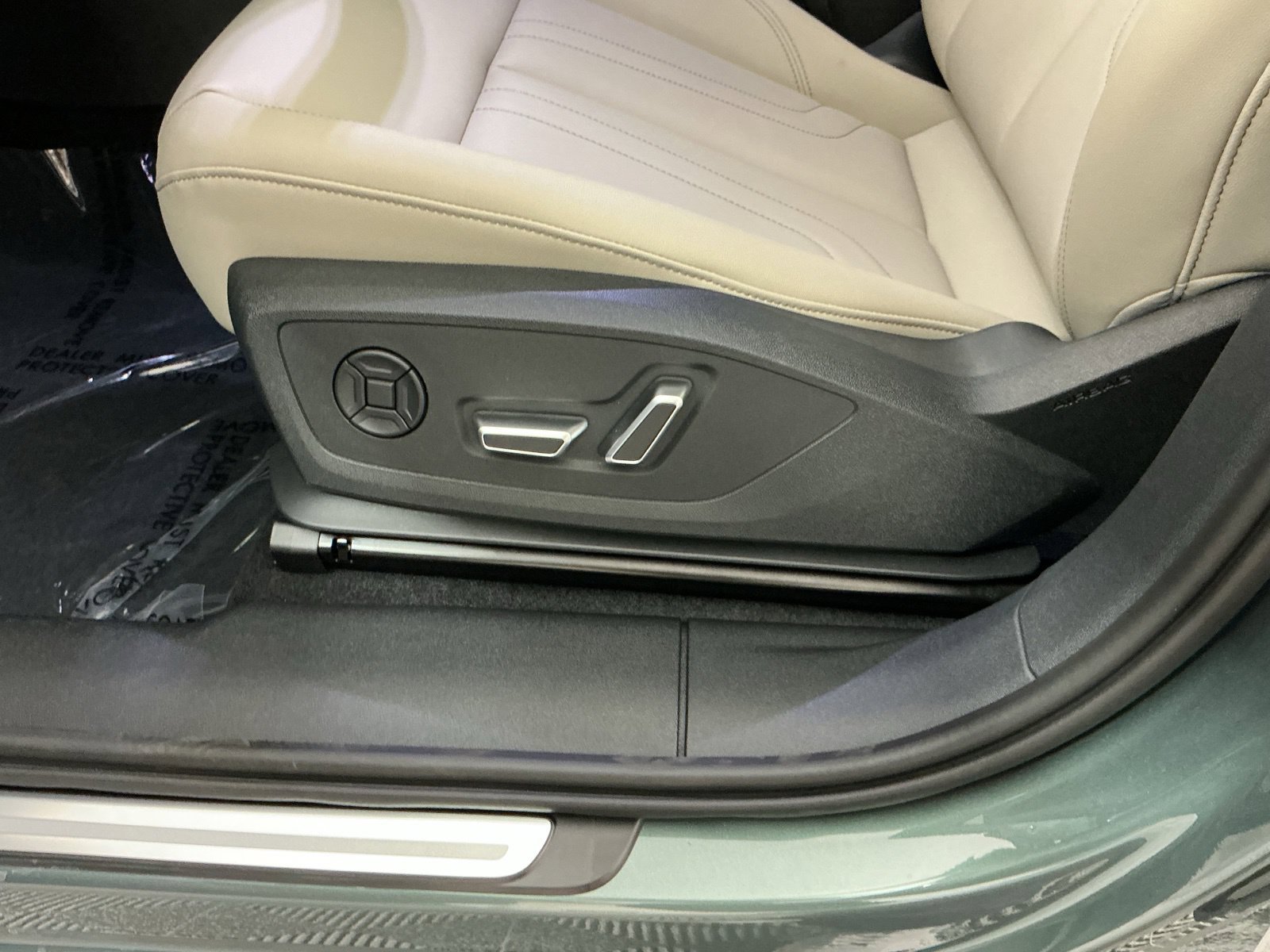 New 2026 Audi Q3 quattro 2.0T AWD/4WD image 13