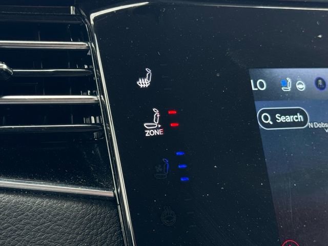 Used 2024 Jeep Wagoneer Series II w/ Flexible Seating Group image 18