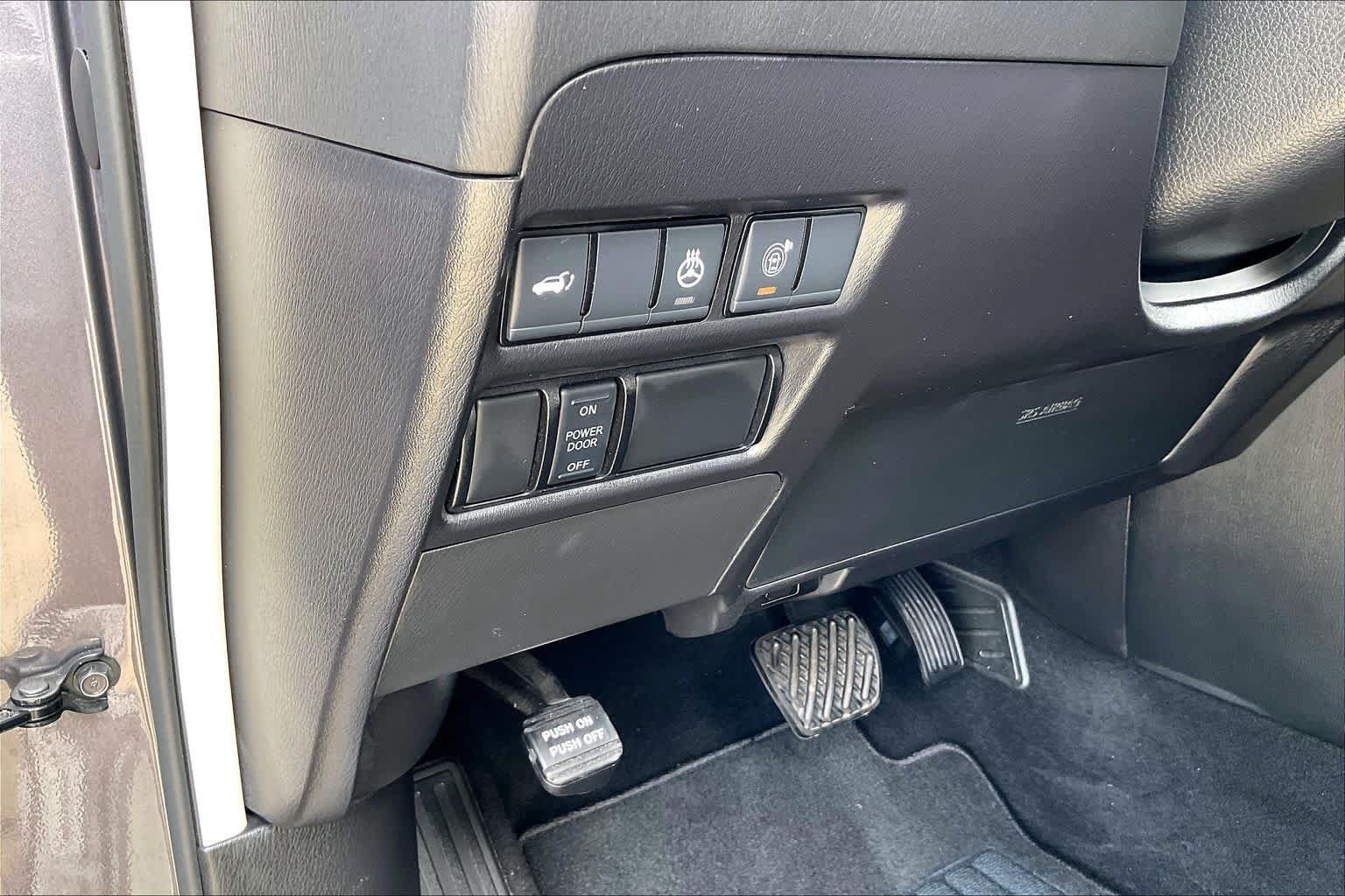 Used 2023 INFINITI QX80 Luxe w/ Cargo Package RWD image 35