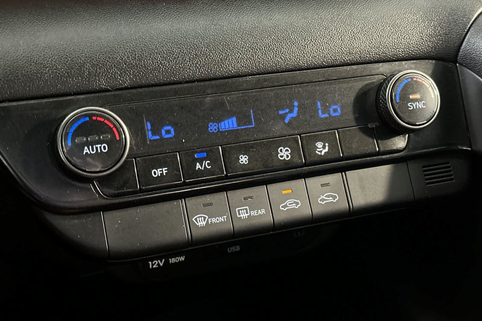 Used 2026 Hyundai Elantra Sport FWD image 21