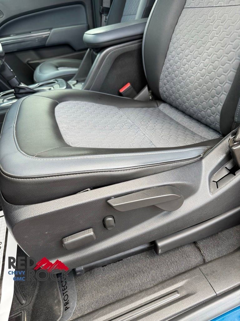 Used 2019 Chevrolet Colorado Z71 AWD/4WD image 10
