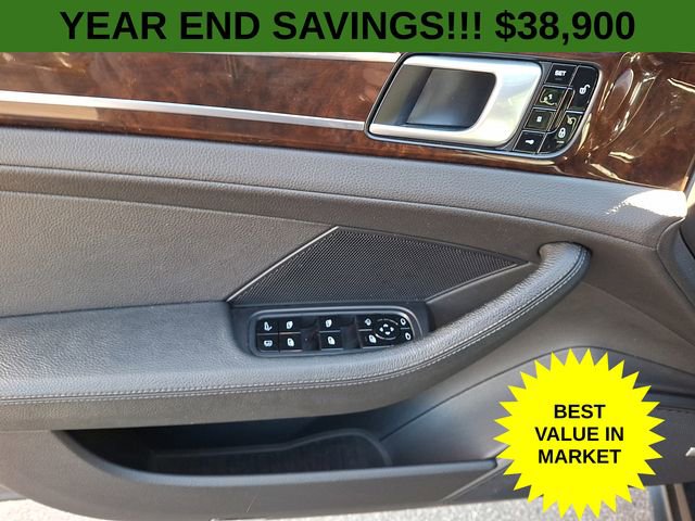 Used 2018 Porsche Panamera 4 image 14