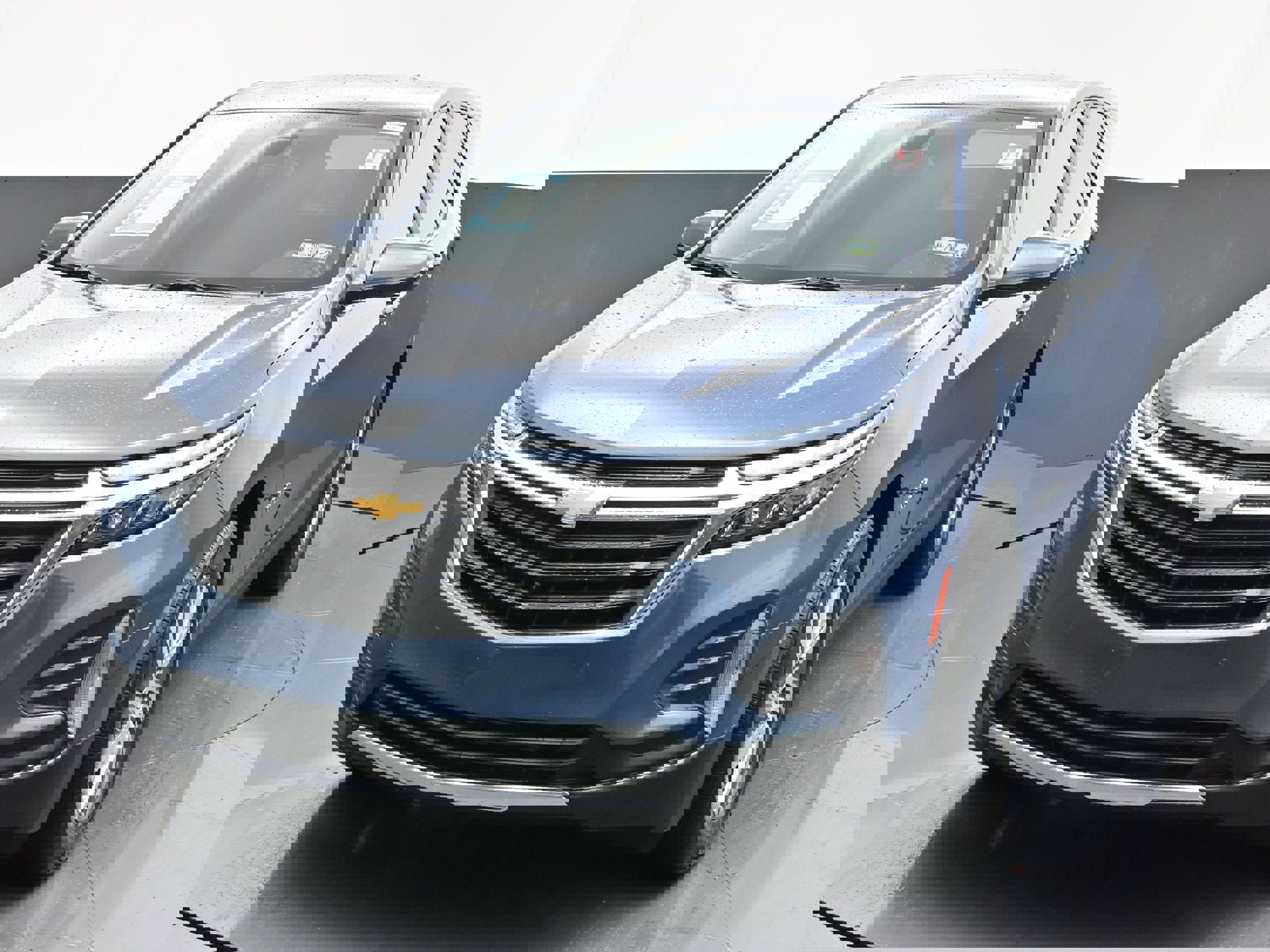 Used 2024 Chevrolet Equinox LT image 3