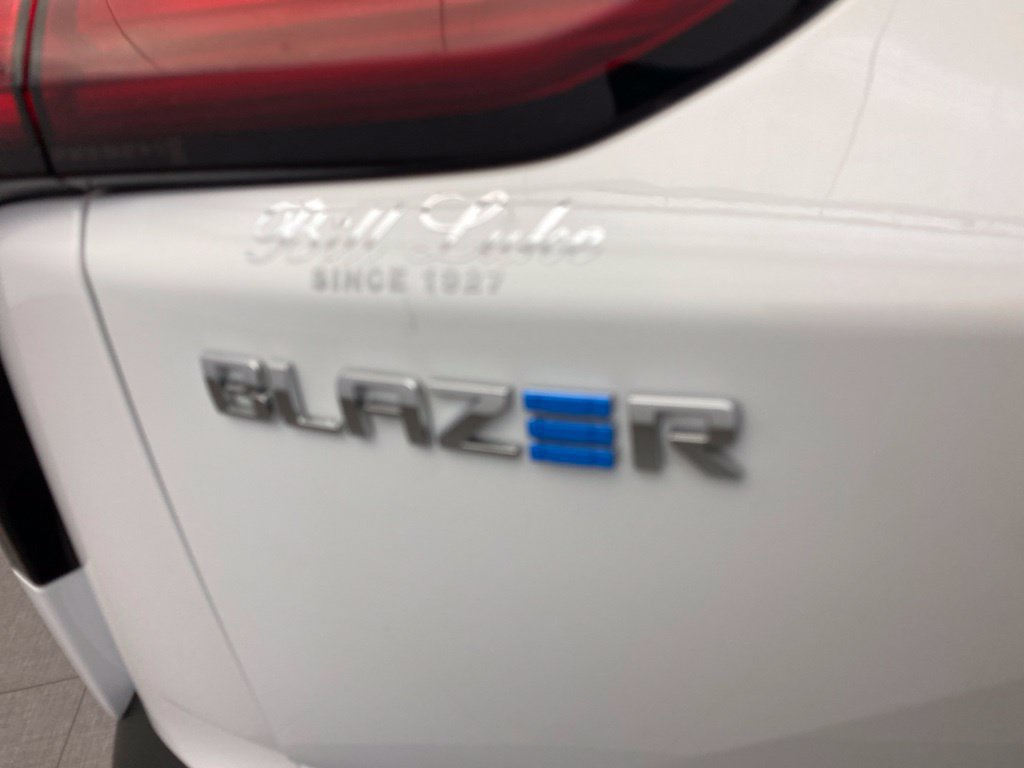 Used 2024 Chevrolet Blazer EV LT AWD/4WD image 10