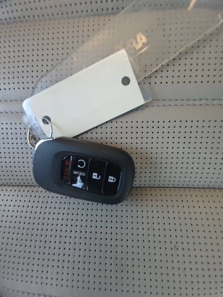 Used 2025 Honda CR-V EX-L image 31