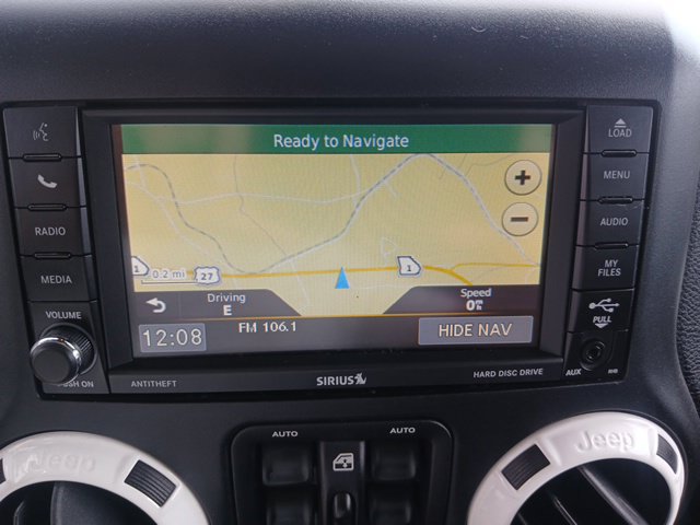 Used 2015 Jeep Wrangler Unlimited Sahara AWD/4WD image 32