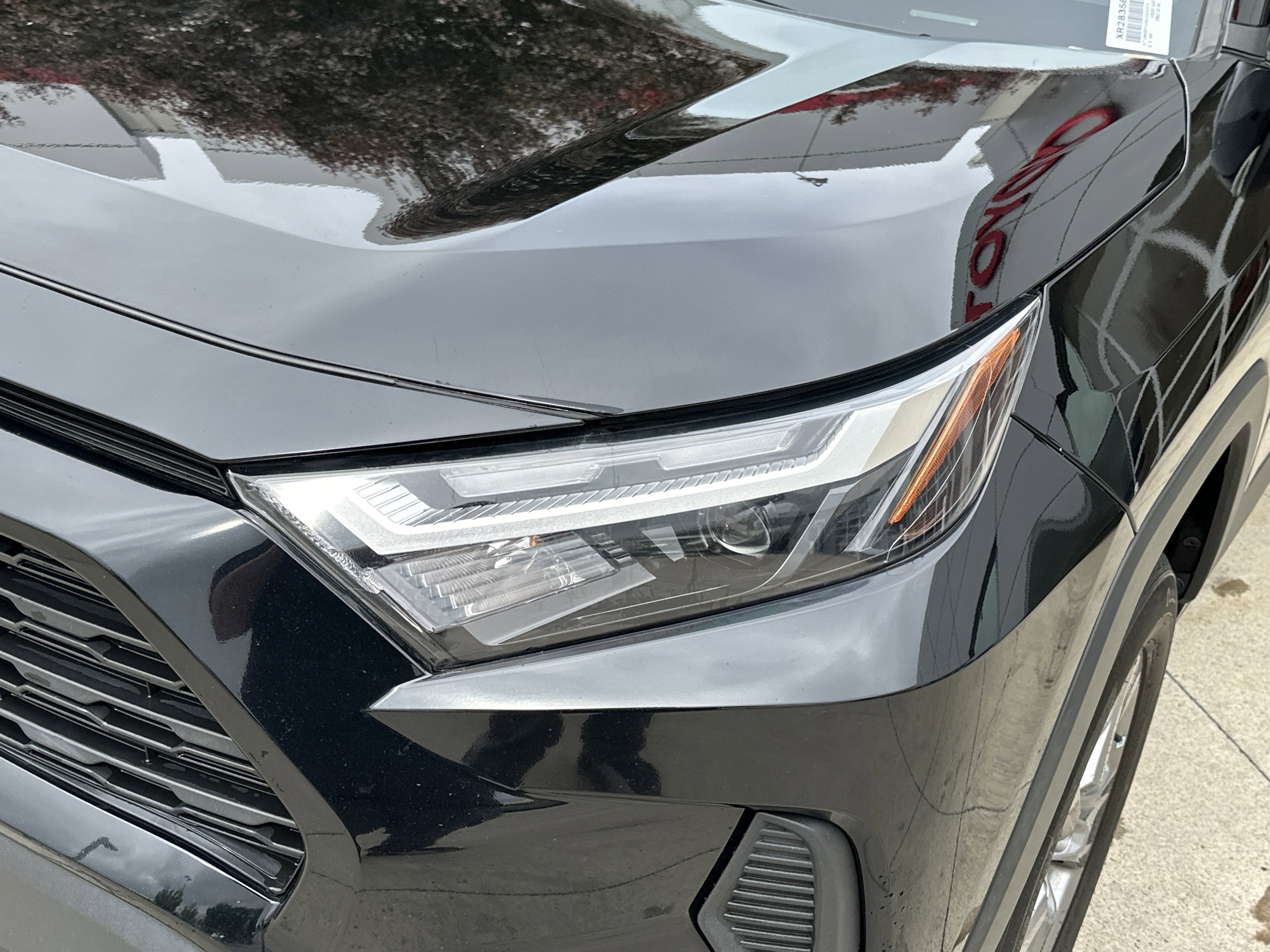 Used 2022 Toyota RAV4 XLE w/ Convenience Package AWD/4WD image 11