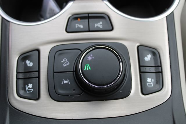 Used 2020 GMC Terrain Denali w/ Denali Premium Package image 29