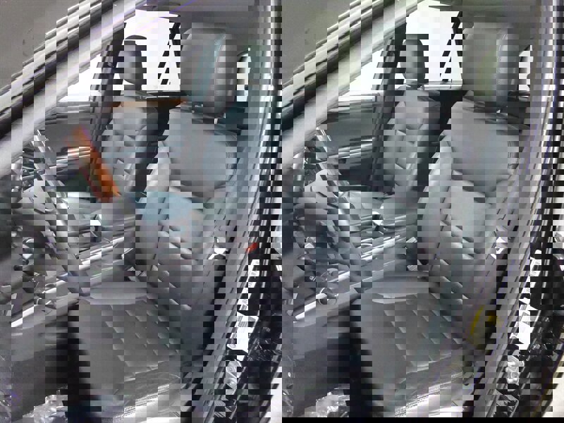 Used 2010 Mercedes-Benz ML 350 4MATIC image 17