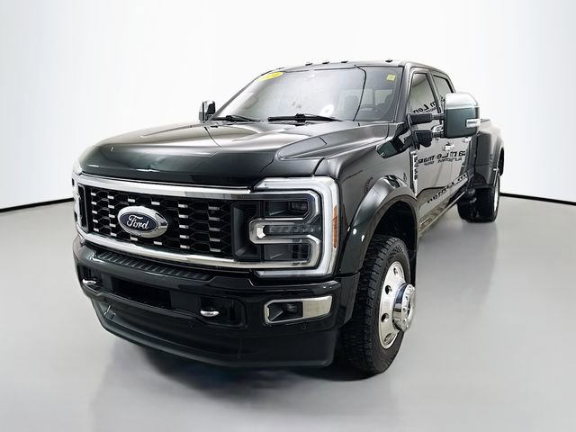 Used 2024 Ford F450 Platinum w/ FX4 Off-Road Package image 3