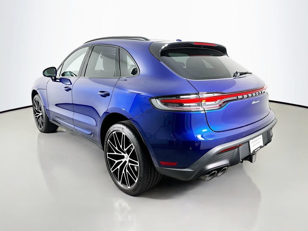 New 2025 Porsche Macan AWD/4WD video 3