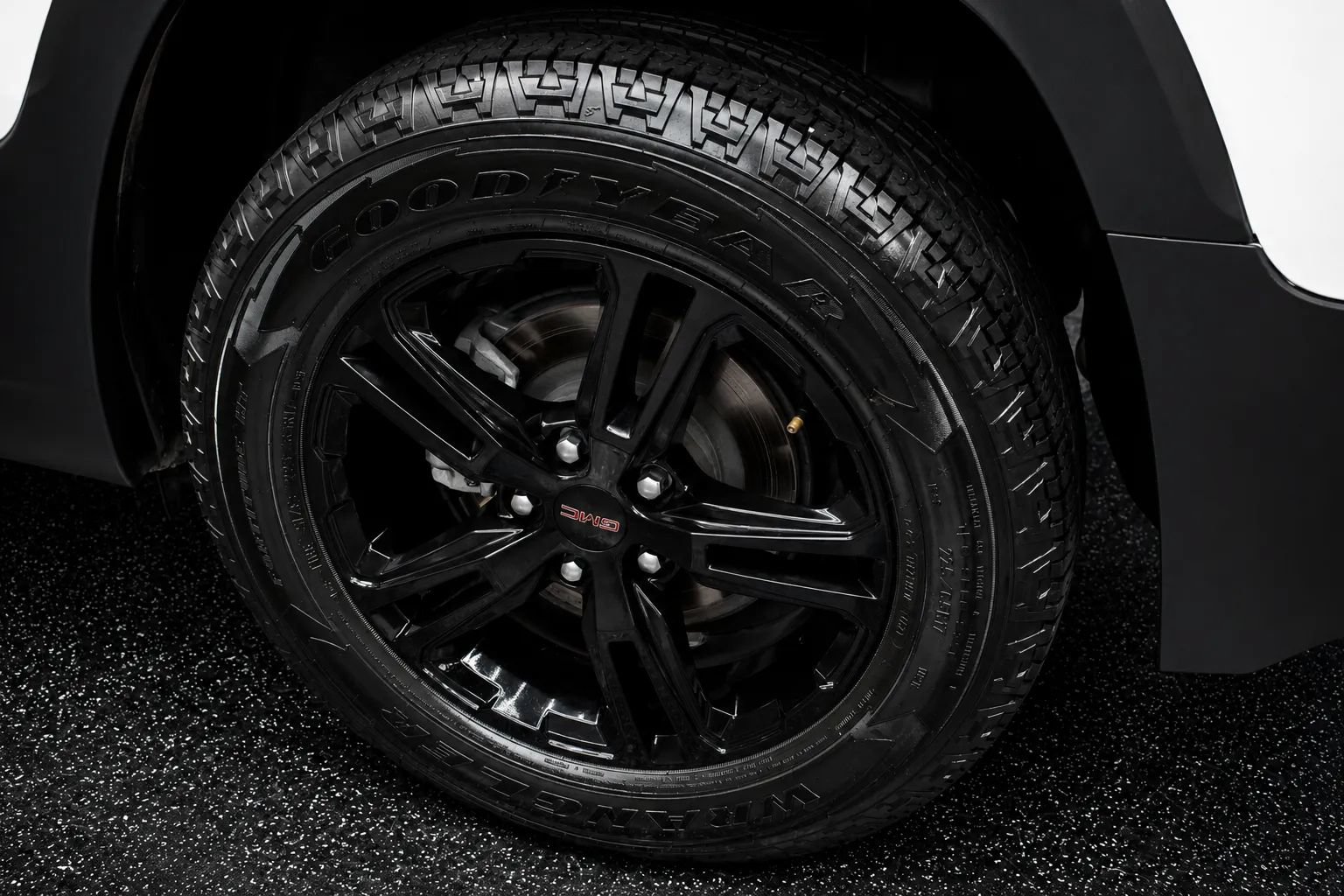Used 2024 GMC Terrain AT4 AWD/4WD image 17