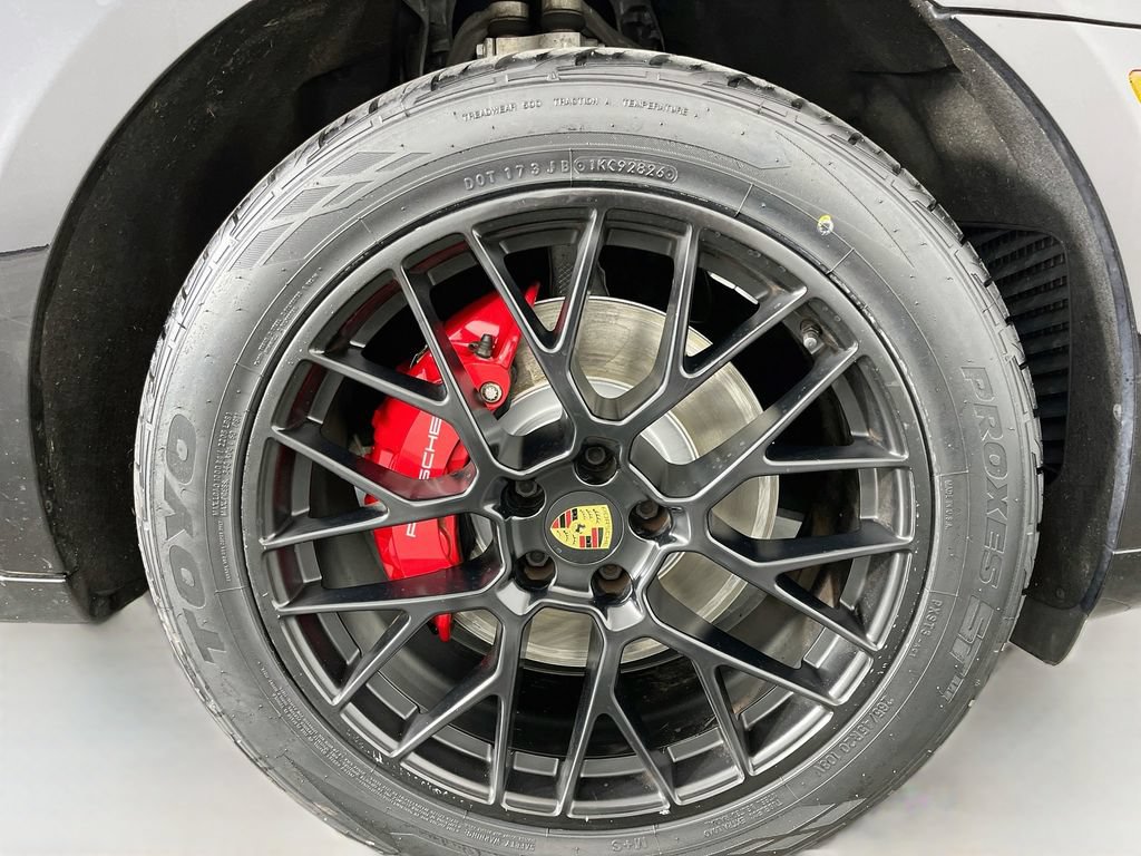 Used 2021 Porsche Macan GTS AWD/4WD image 39