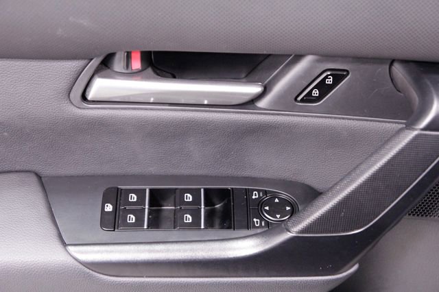 Used 2025 MAZDA CX-50 AWD 2.5 S w/ Preferred Package image 22