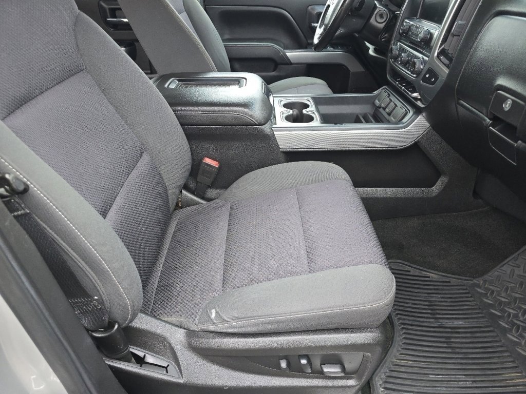 Used 2018 Chevrolet Silverado 1500 LT w/ All Star Edition image 32