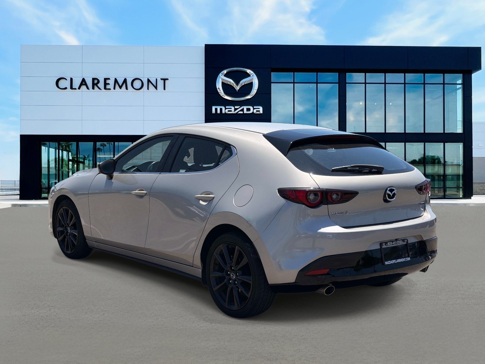 Used 2024 MAZDA MAZDA3 s FWD image 6