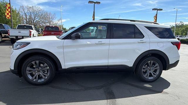 New 2026 Ford Explorer Active w/ Active Comfort Package image 7