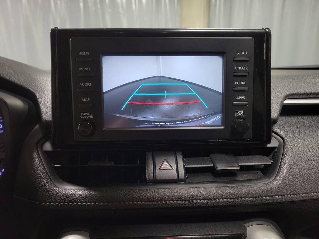 Used 2019 Toyota RAV4 LE FWD image 20