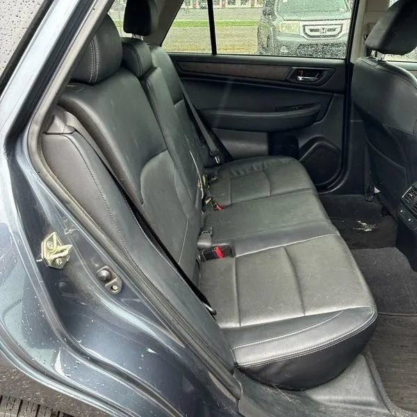 Used 2017 Subaru Outback 2.5i Limited AWD/4WD image 20