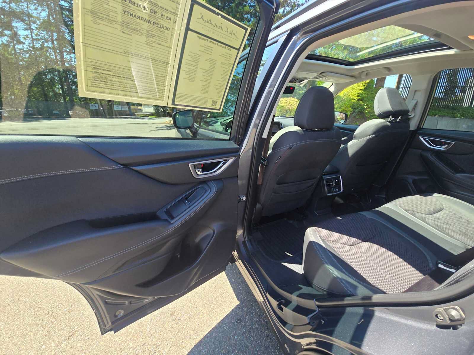 Used 2021 Subaru Forester Premium AWD/4WD image 15