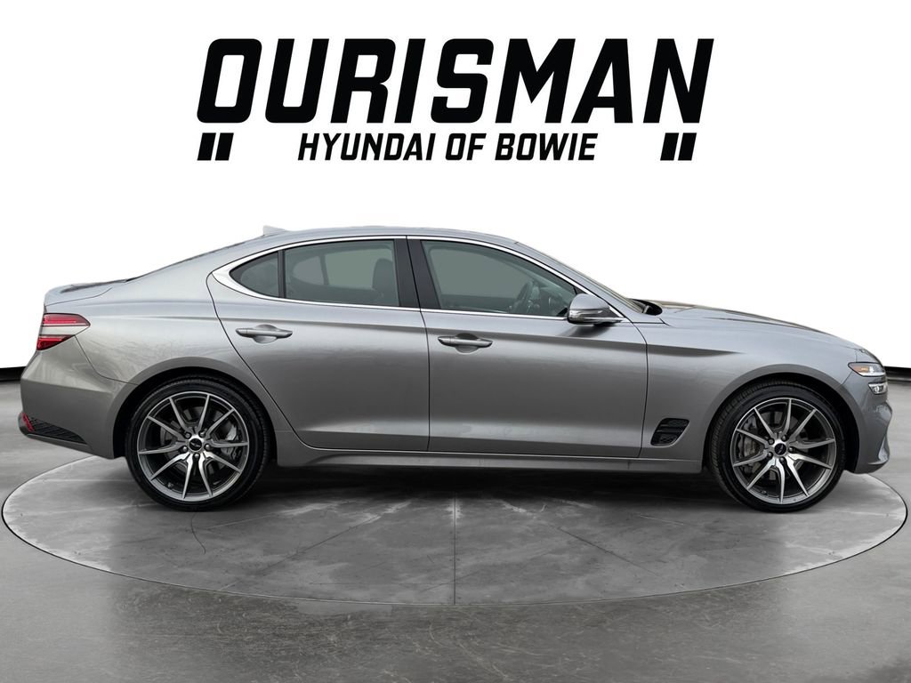 Used 2026 Genesis G70 2.5T image 7