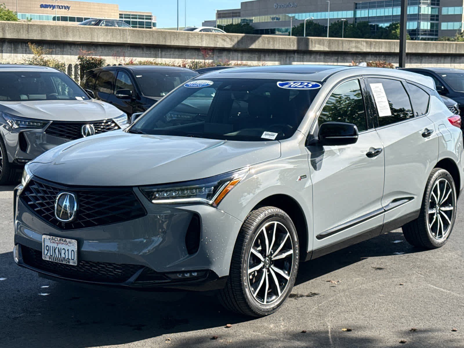 Used 2025 Acura RDX A-Spec image 8