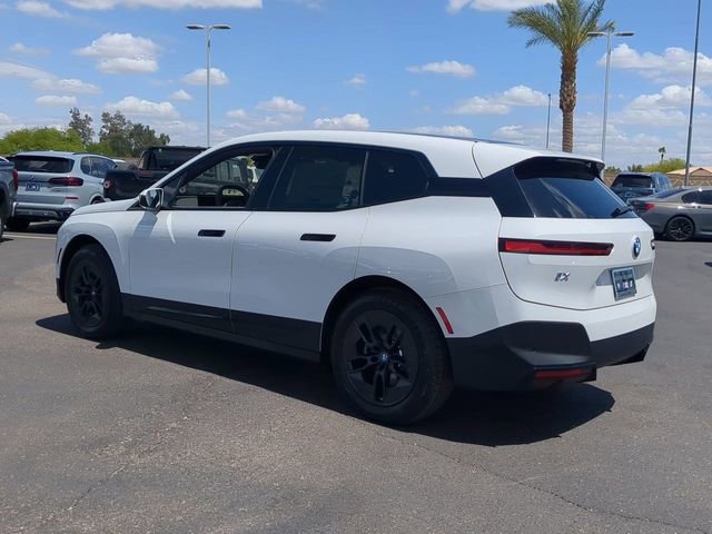 Used 2025 BMW iX xDrive50 w/ Convenience Package image 8