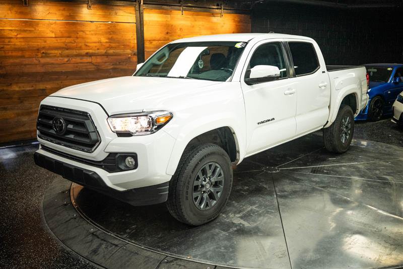 Used 2023 Toyota Tacoma SR5 w/ Technology Package AWD/4WD image 2