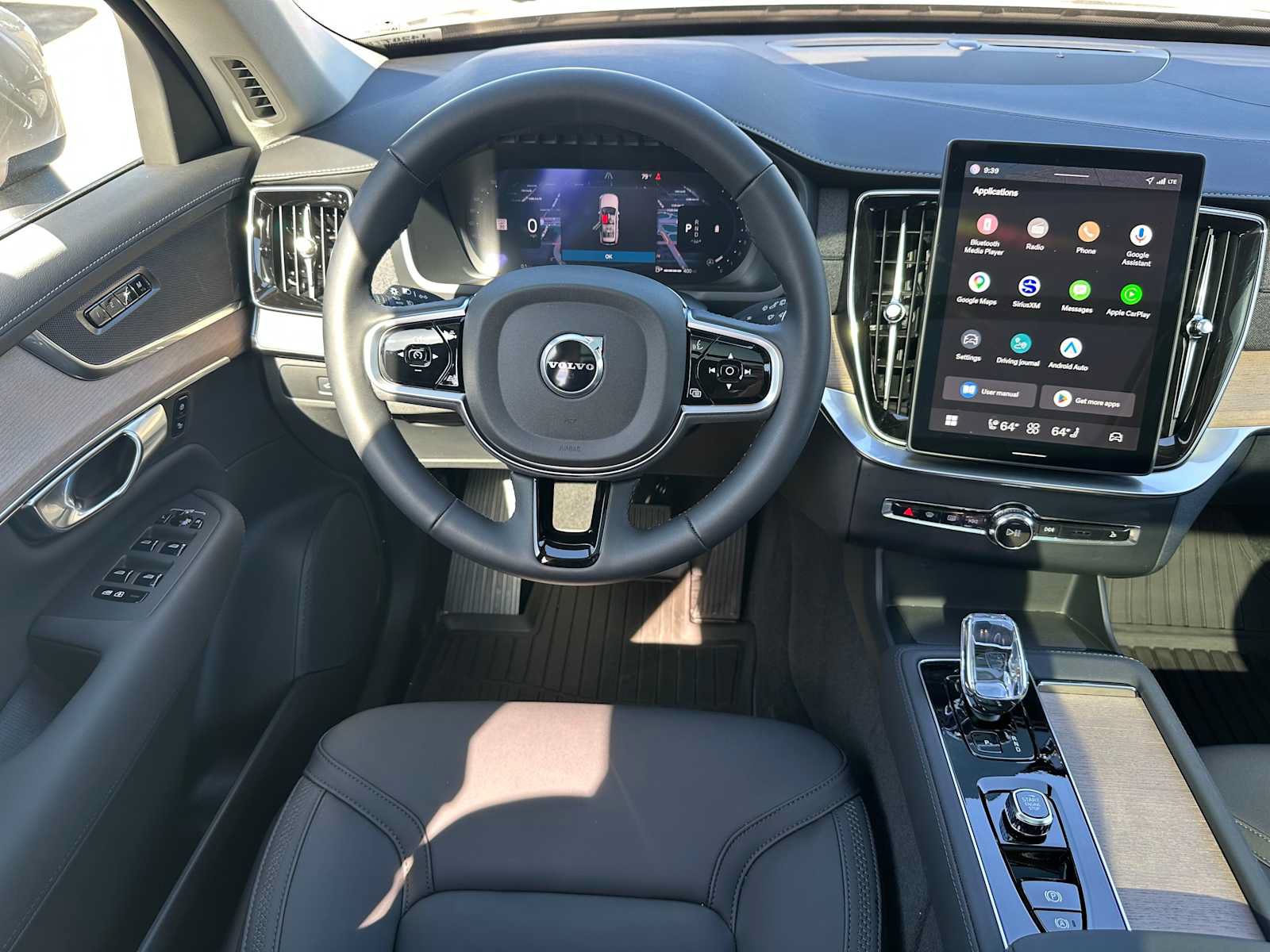 Used 2026 Volvo XC90 B6 Core w/ Protection Package Premier AWD/4WD image 18