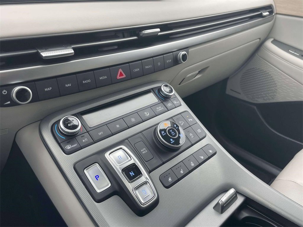 Used 2023 Hyundai Palisade Limited image 31