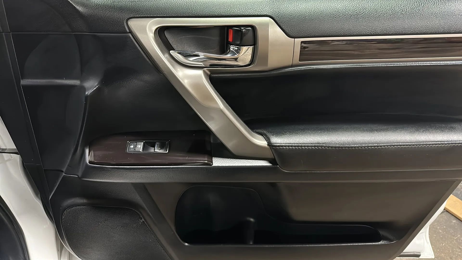 Used 2014 Lexus GX 460 image 20