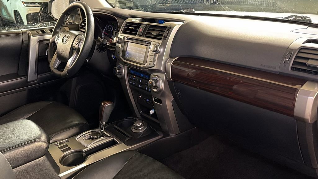 Used 2018 Toyota 4Runner Limited image 11