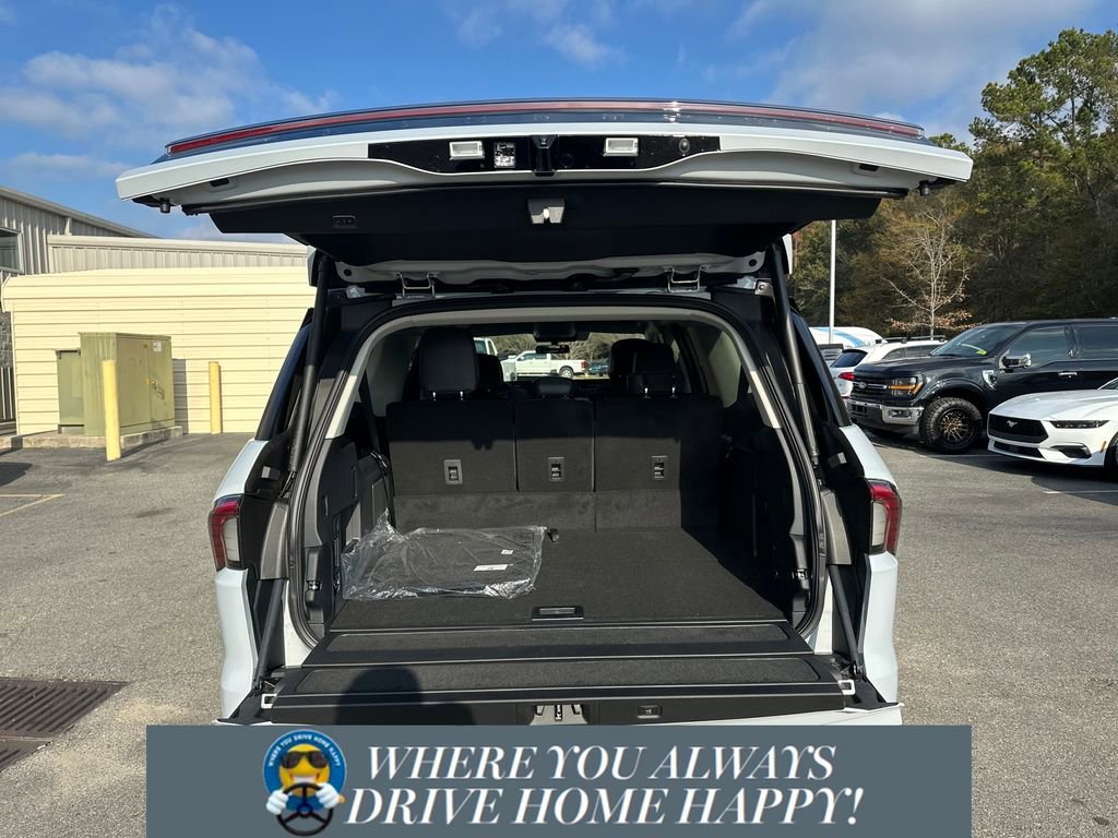 New 2026 Lincoln Navigator L Premier image 28