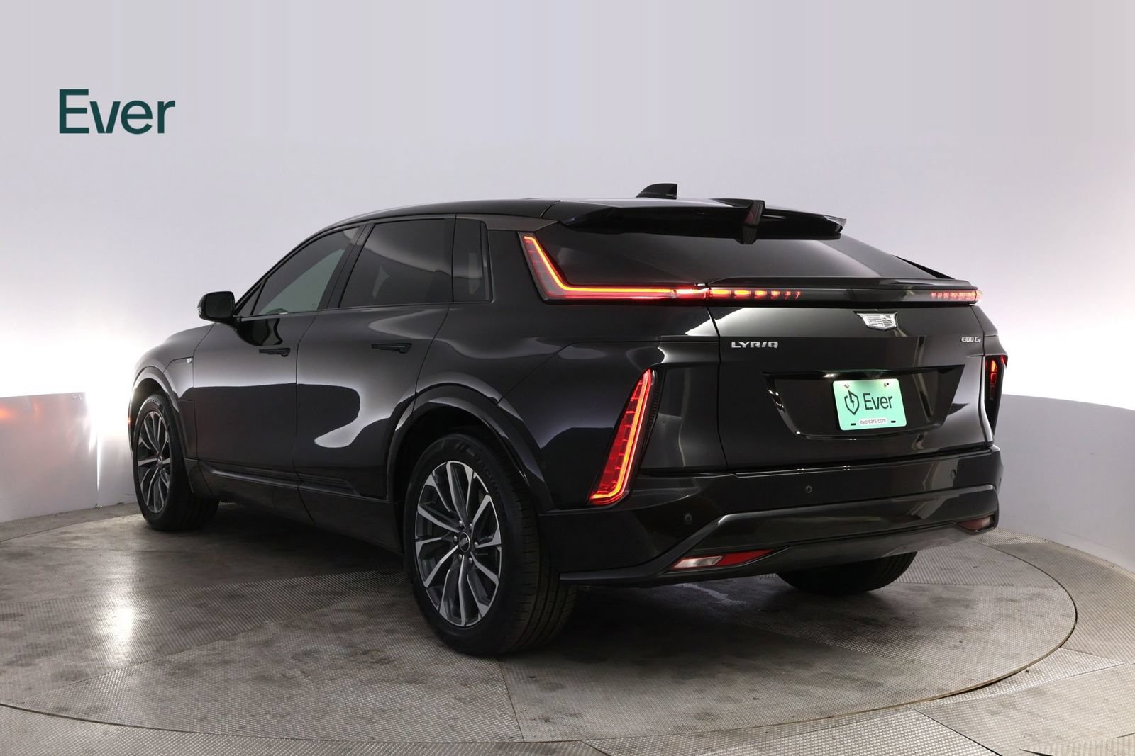 Used 2024 Cadillac Lyriq Sport AWD/4WD image 17